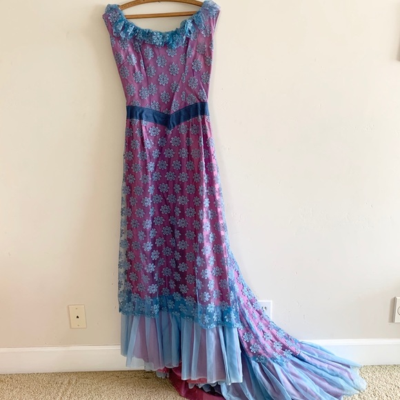 Vintage Dresses & Skirts - 🌼5/$20🌼 VTG | Character Gown
